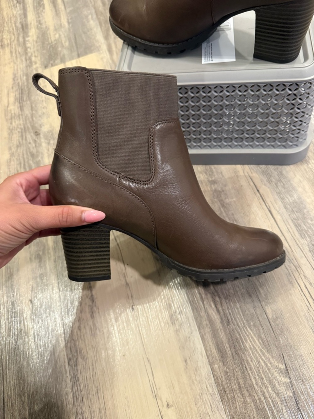 CLARKS | Brown Leather Block Heel Ankle Boots 7.5 - Picture 2 of 5